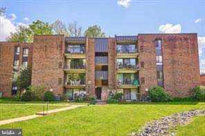 7802 Dassett Ct #304 Annandale, VA 22003