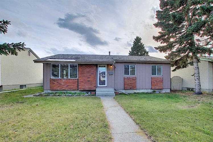 1031 Marcombe Crescent NE Calgary, AB T2A 4G5