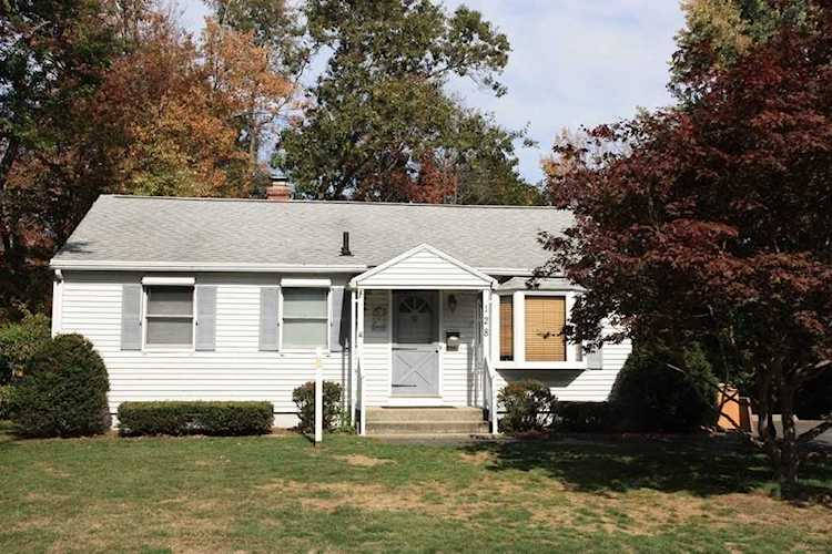 128 Lasalle St East Longmeadow, MA 01028