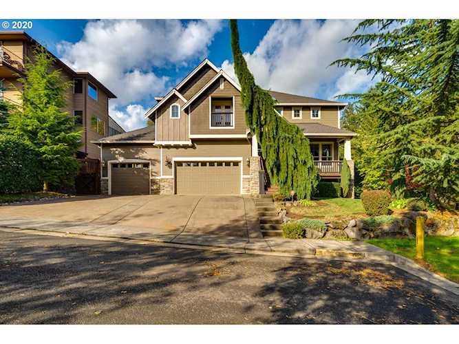 11421 SE Wahkeena Ct Happy Valley, OR 97086