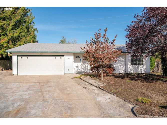 551 NE 39th Ct Hillsboro, OR 97124