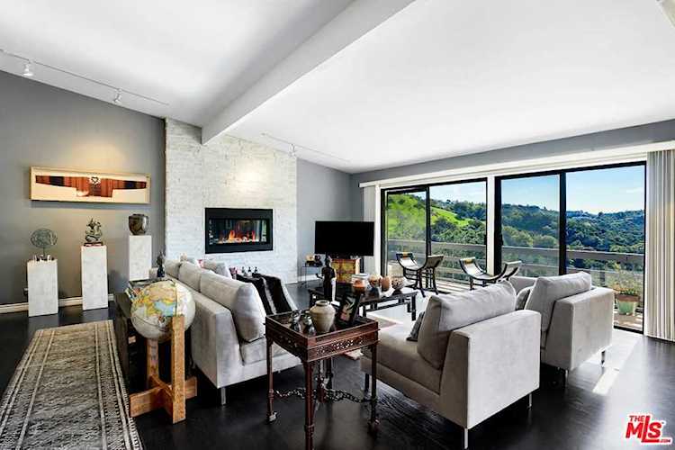 3048 Franklin Canyon Drive Beverly Hills, CA 90210