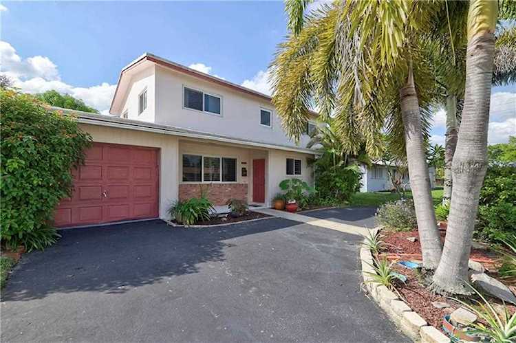 4480 NW 8th St Coconut Creek, FL 33066