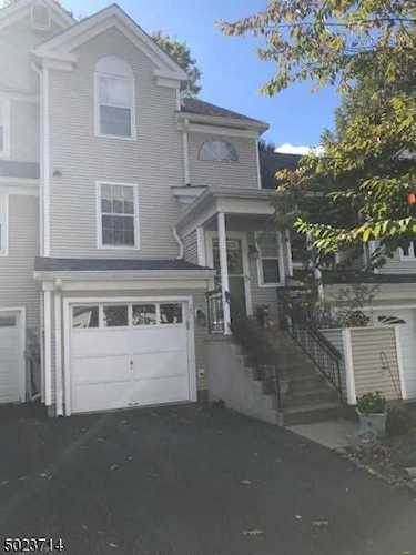 25 Rushmore Ln Allamuchy Twp., NJ 07840