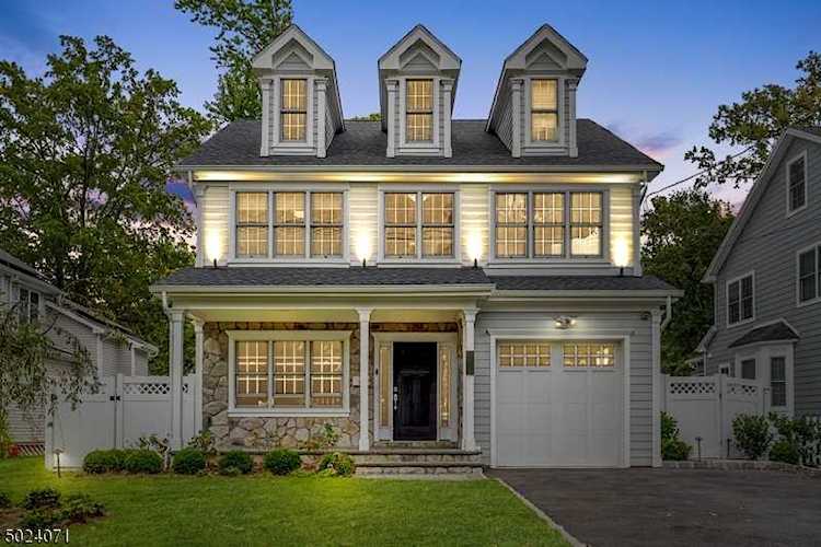 203 W Grove St Westfield Town, NJ 07090