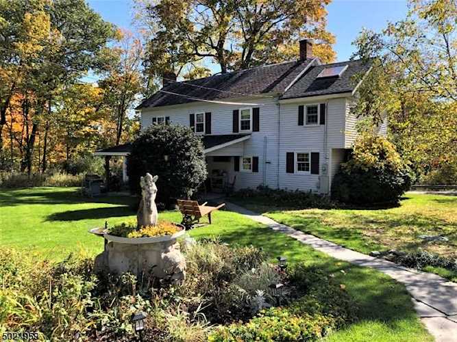 19 Kemah-Mecca Lake Rd. Hampton Twp., NJ 07860