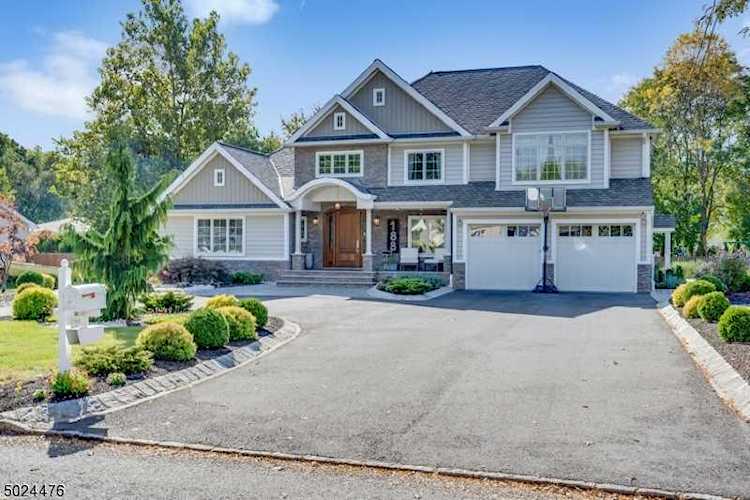 188 Briarheath Ln Clark Twp., NJ 07066