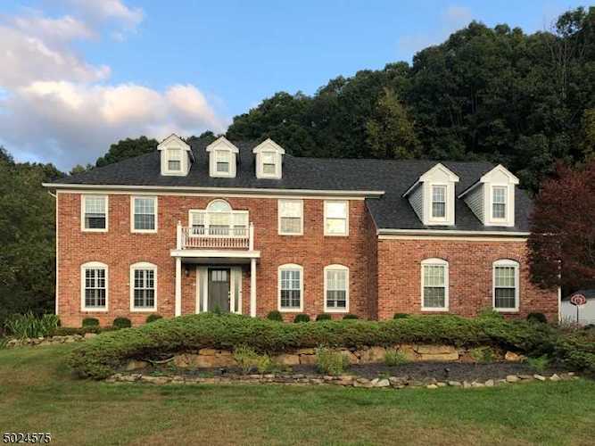 14 Kirkbride Dr Randolph Twp., NJ 07869