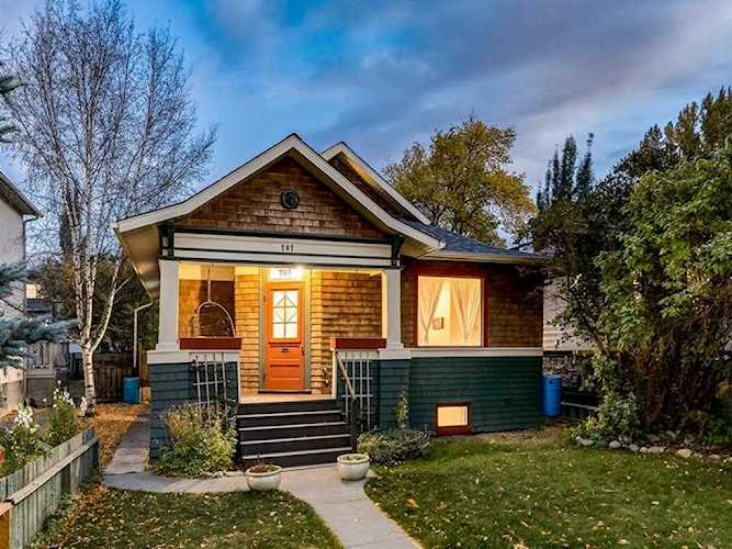 707 1 Ave NW Calgary, AB T2N 0A2