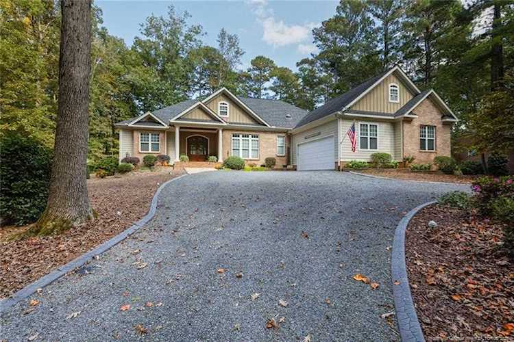 3090 Fairway Woods Sanford, NC 27332