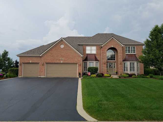 660 Clover Dr Algonquin, IL 60102