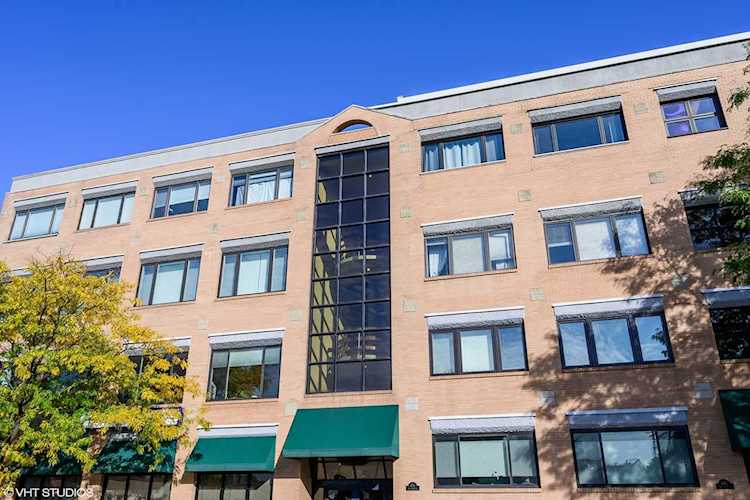 4751 N Artesian Ave #302 Chicago, IL 60625 | MLS 10903804 Photo 1