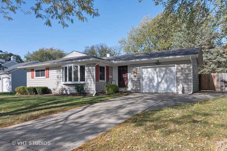 19 Fieldpoint Rd Montgomery, IL 60538