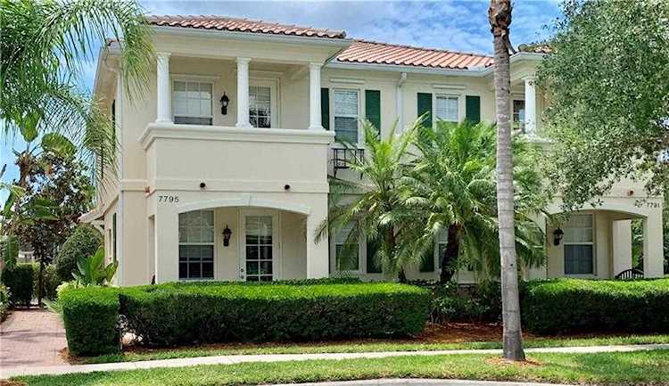 7795 Bergamo Ave #4A Sarasota, FL 34238