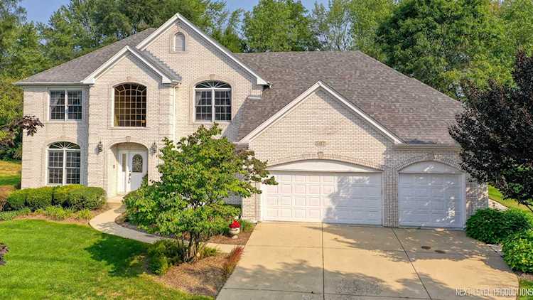 507 Ridgelawn Trl Batavia, IL 60510