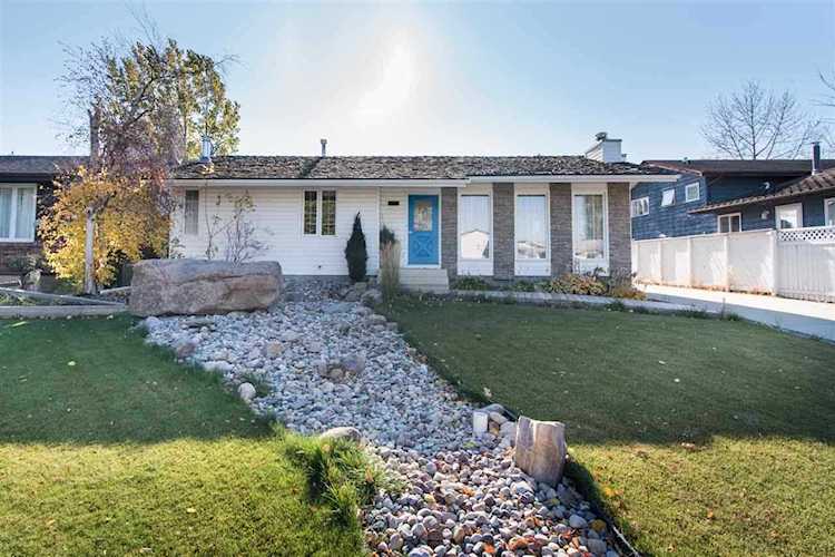 4415 54 Avenue Beaumont, AB T4X 1J6