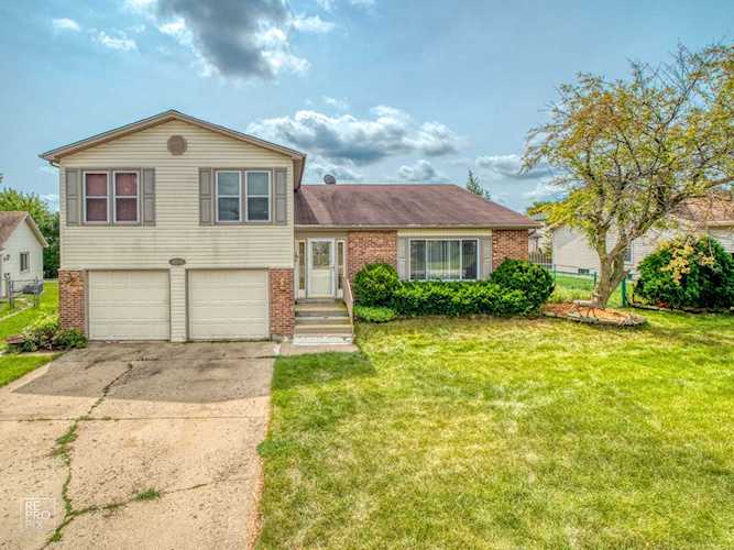 1767 Hemlock Dr Glendale Heights, IL 60139