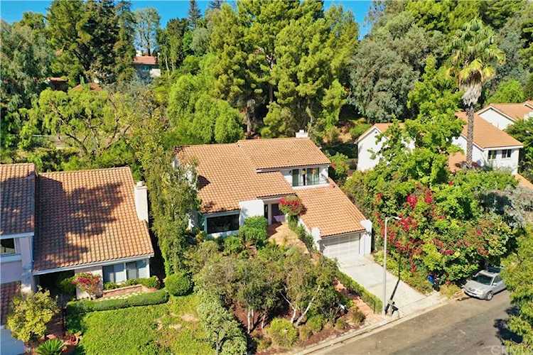 2931 Tiffany Circle Los Angeles, CA 90077