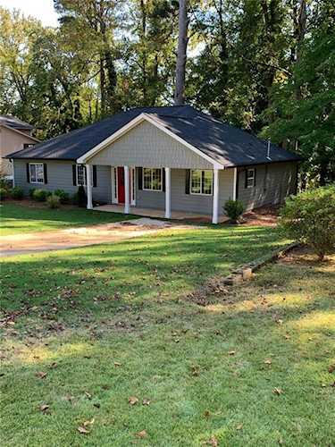 3033 Lindon Ln Decatur, GA 30033