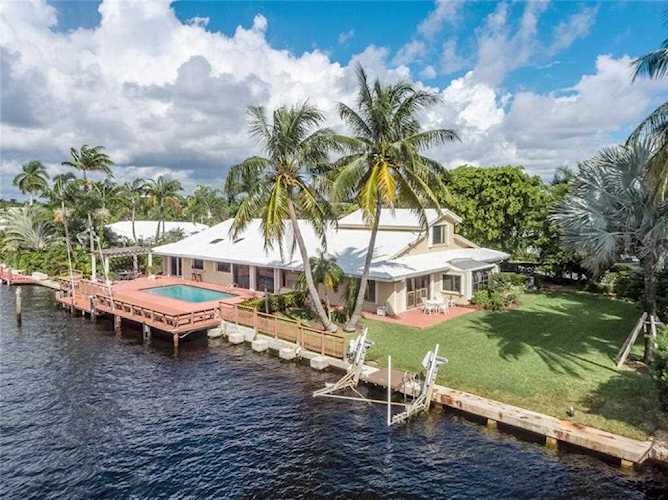 2880 NE 28th St Fort Lauderdale, FL 33306