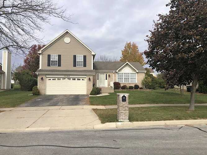 1280 Crystal Shore Dr Carol Stream, IL 60188