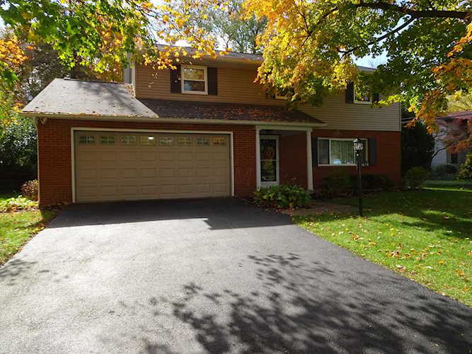 1679 Sussex Court Columbus, OH 43220