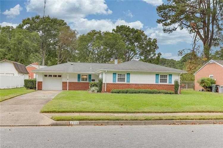 4712 Hazelwood Rd Hampton, VA 23666