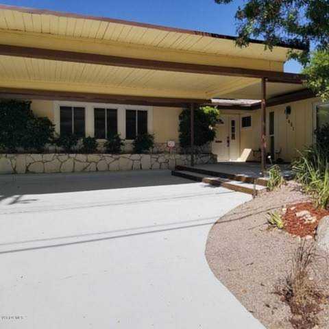 20601 Aetna Street Woodland Hills, CA 91367