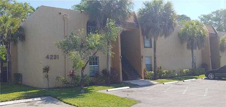 4231 NW 19th St #252 Lauderhill, FL 33313