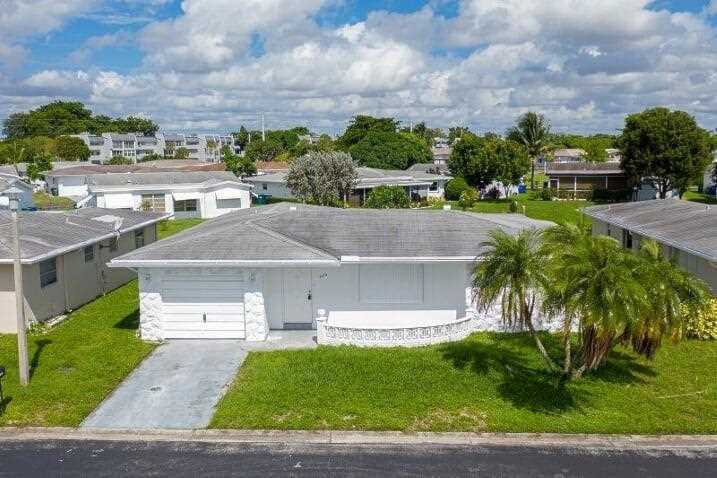 7475 NW 7th Ct Margate, FL 33063