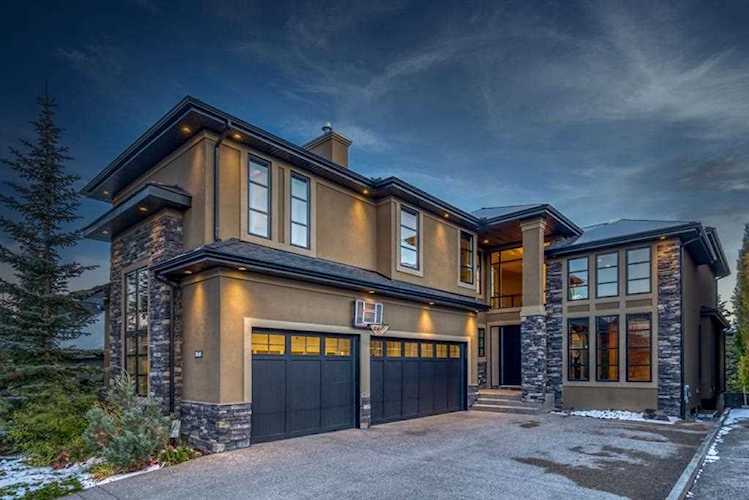 7 Aspen Meadows Manor SW Calgary, AB T3H 5Z7