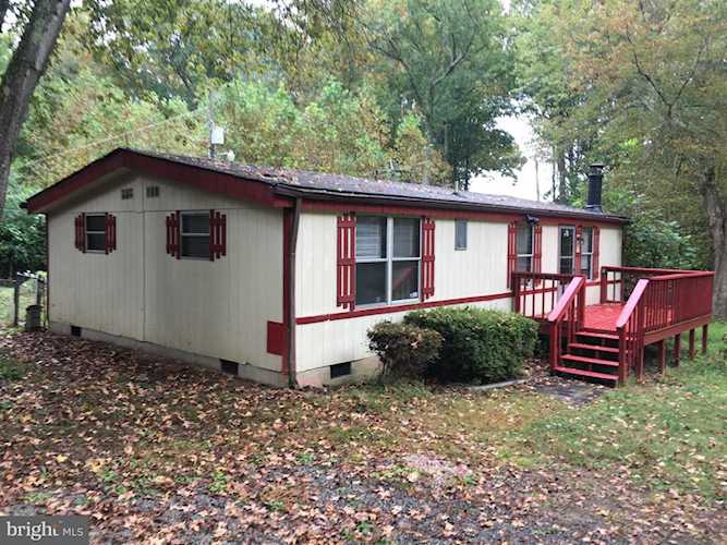 4537 Lewiston Bumpass, VA 23024