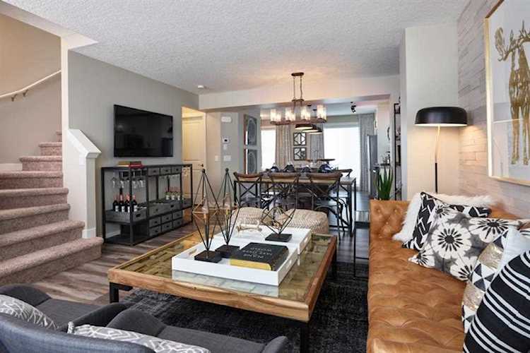 226 Auburn Meadows Manor SE Calgary, AB T3M 2S1