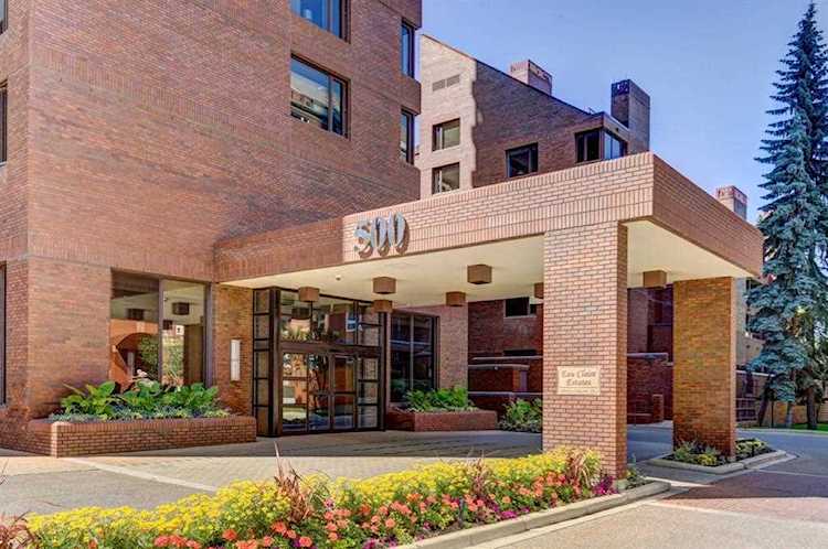 500 Eau Claire Ave SW #500J Calgary, AB T2P 3R8