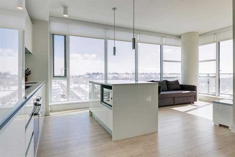 1188 3 St SE #802 Calgary, AB T2G 1H8