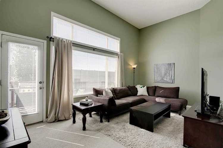 139 Copperfield Ln SE Calgary, AB T2Z 4S9