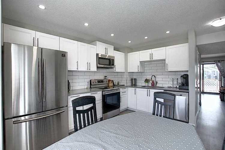 700 Allen St SE #901 Airdrie, AB T4B 1E4