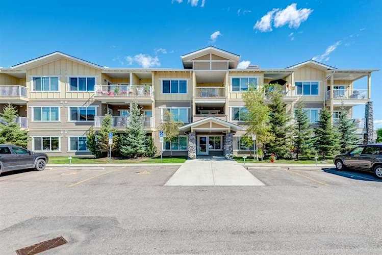 4 Kingsland Close SE #3305 Airdrie, AB T4A 0J3