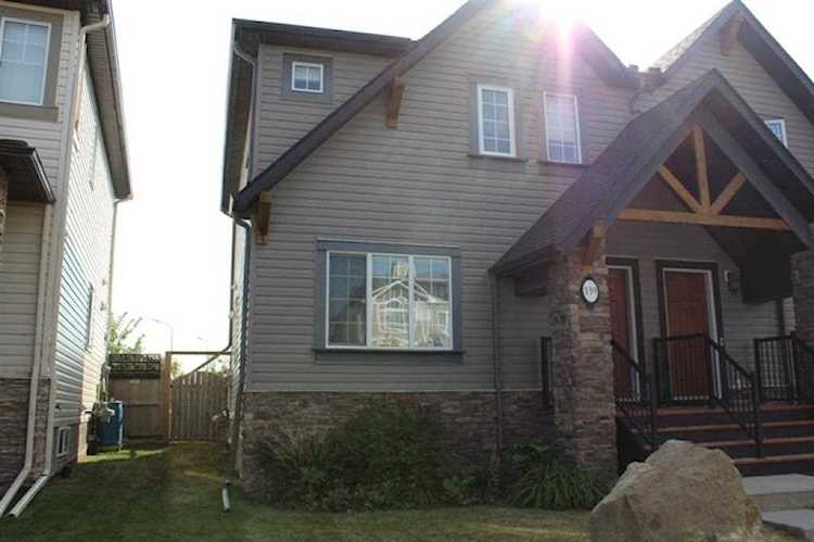 139 Skyview Ranch Rd NE Calgary, AB T3N 0A5