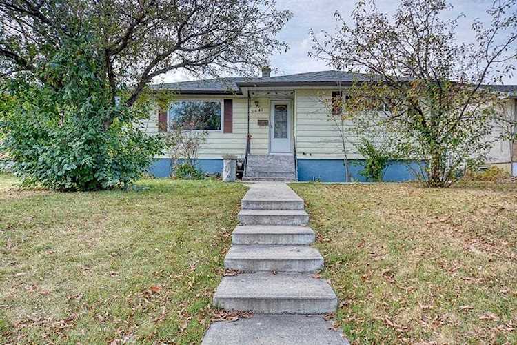 5441 Centre A St NE Calgary, AB T2K 1K1
