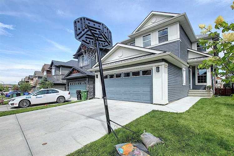 100 Evansridge Close NW Calgary, AB T3B 0H6