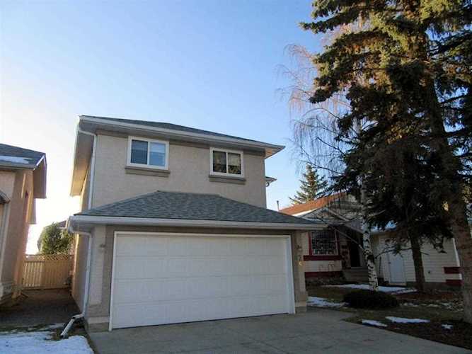 25 Harvest Glen Way NE Calgary, AB T3K 4J2
