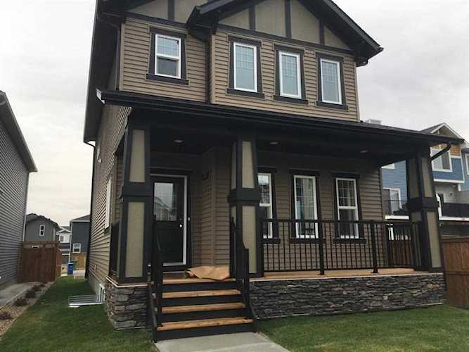 43 Ravenstern Point SE Airdrie, AB T3A 0W5