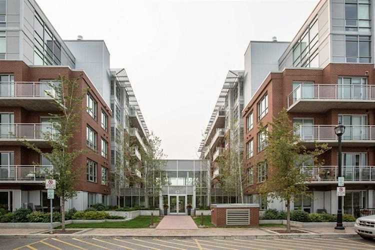 63 Inglewood Park SE #317 Calgary, AB T2G 1B7