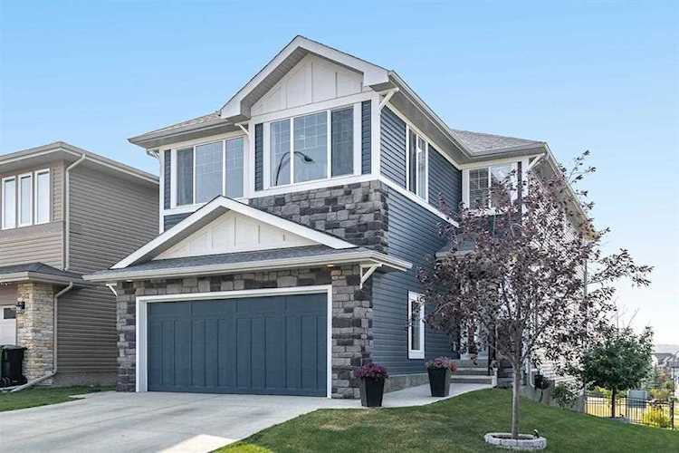 97 Evansborough Way NW Calgary, AB T3P 0M6