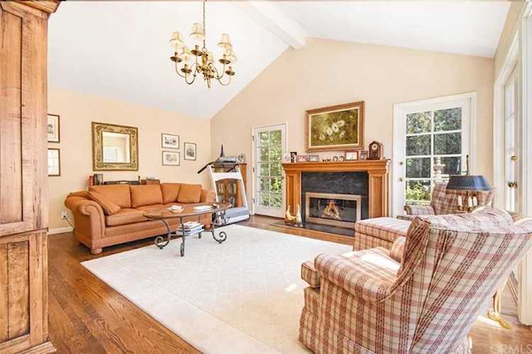 156 Paseo De Gracia Redondo Beach, CA 90277