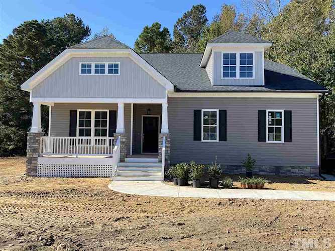 211 Brantleytown Road Zebulon, NC 27597