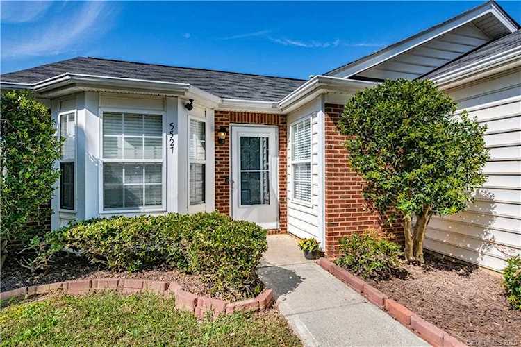 5527 Mt Mansfield Rd Charlotte, NC 28278