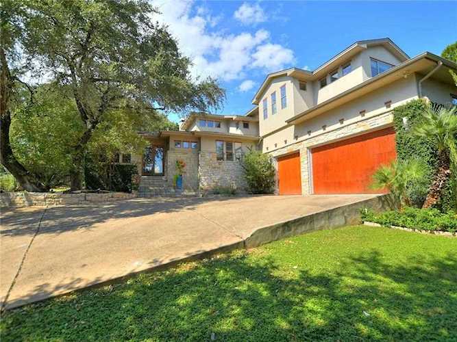 211 Finn ST Lakeway, TX 78734