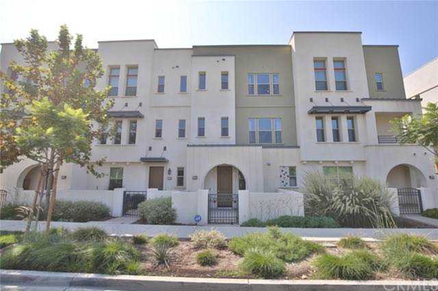 132 Paramount Irvine, CA 92618